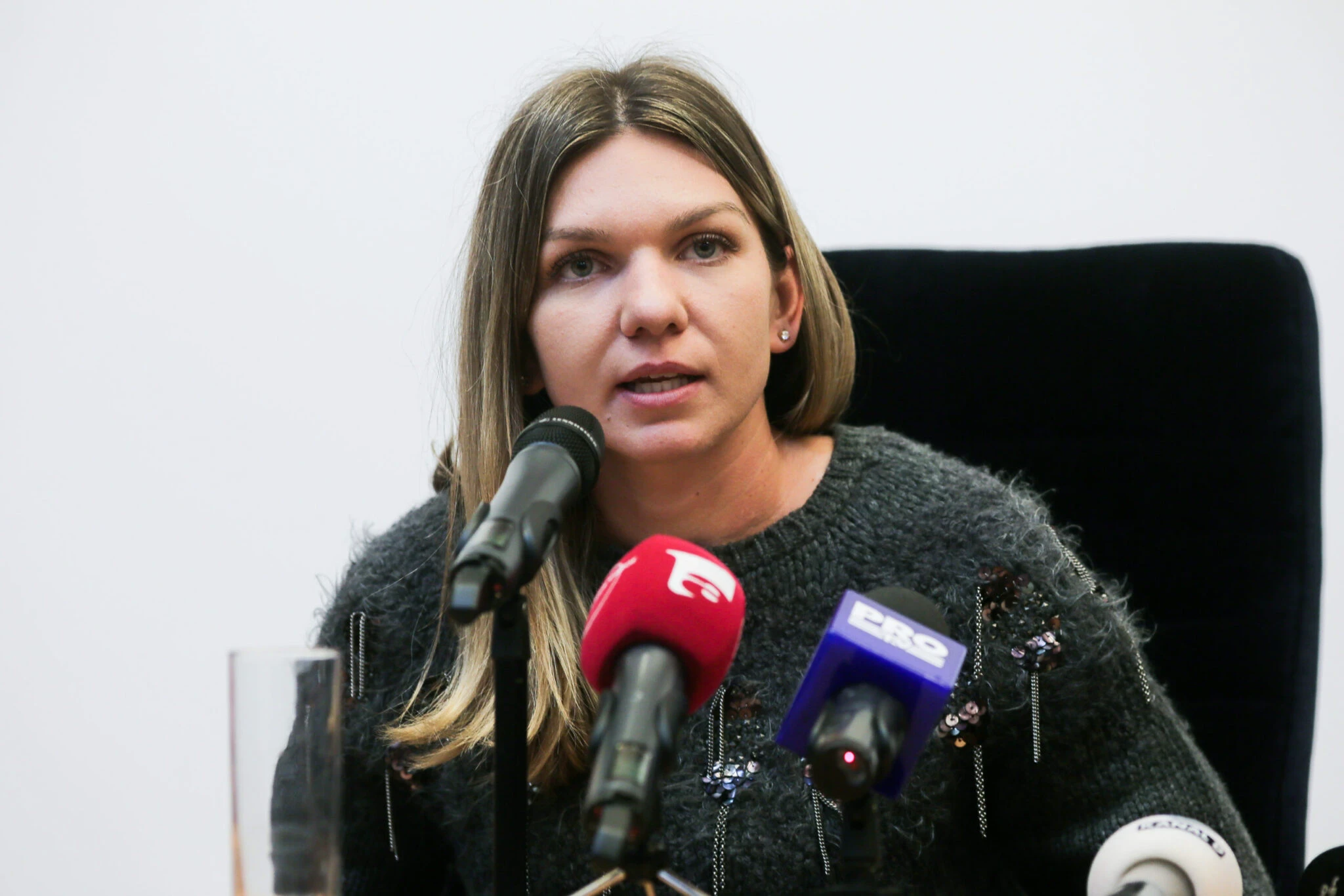 Read more about the article Simona Halep a luat marea decizie! Cutremur în lumea sportului