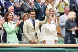 Read more about the article Almost took her head off”: Roger Federer’s competitive spirit even in table tennis amuses fans