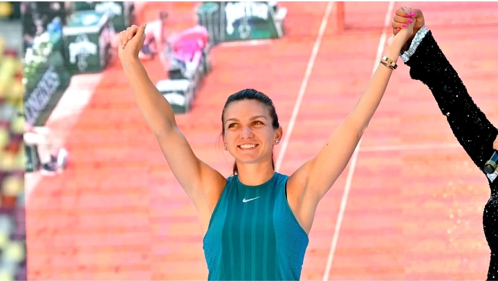 Read more about the article Simona Halep, mesaj înainte de miezul nopții, după ce a aflat că una dintre cele mai aprige rivale ale sale se retrage la numai 30 de ani! Ce i-a scris românca celebrei adversare