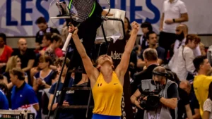 Read more about the article Simona Halep promite că iese în stradă dacă România se califică în optimi la EURO 2024! Fostul număr 1 mondial a rămas fără cuvinte