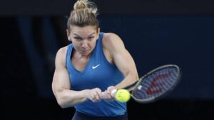 Read more about the article Victoria Simonei Halep de la Melbourne, în imagini