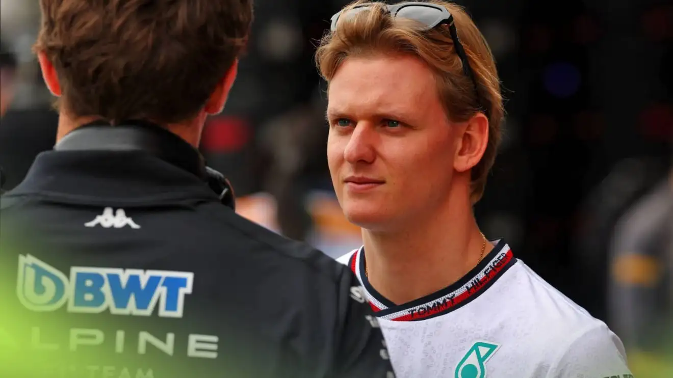 Read more about the article Two teams ‘seriously’ chasing Mick Schumacher for sensational F1 return