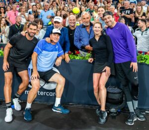 Read more about the article Banca Transilvania și Simona Halep continuă să joace împreună! Sportiva rămâne ambasadorul BT