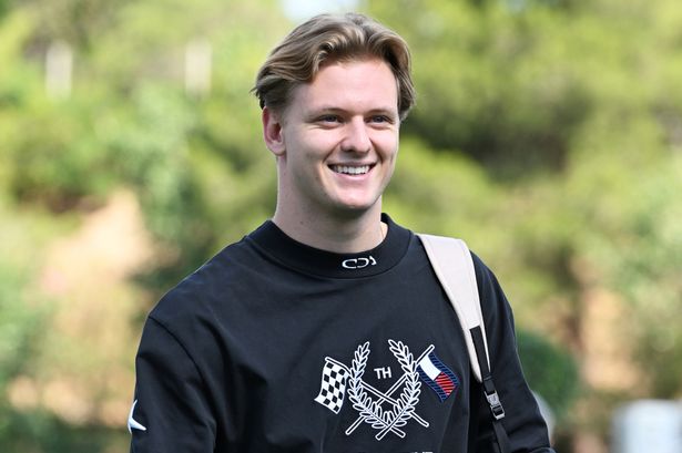 You are currently viewing Alpine confirm Mick Schumacher F1 plans as Flavio Briatore names likely 2025 driver