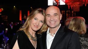 Read more about the article Andre Agassi discusses ‘fighting multiple battles’ in rare Steffi Graf marriage confession