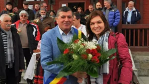 Read more about the article Mesajul Simonei Halep, după moartea fulgerătoare pe terenul de fotbal a primarului ales din Bușteni, Emanoil Savin