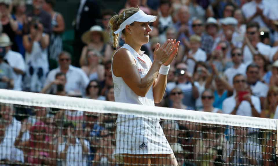 You are currently viewing Angelique Kerber recalls memories of hero Steffi Graf after Wimbledon win