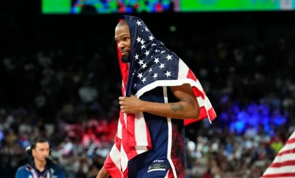 Read more about the article Why Kevin Durant tweeted a photo of Ja Morant after winning Olympic gold medal with Team USA